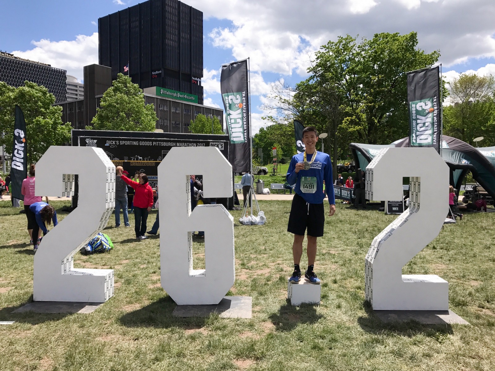 Me @ Pittsburgh Marathon 2017